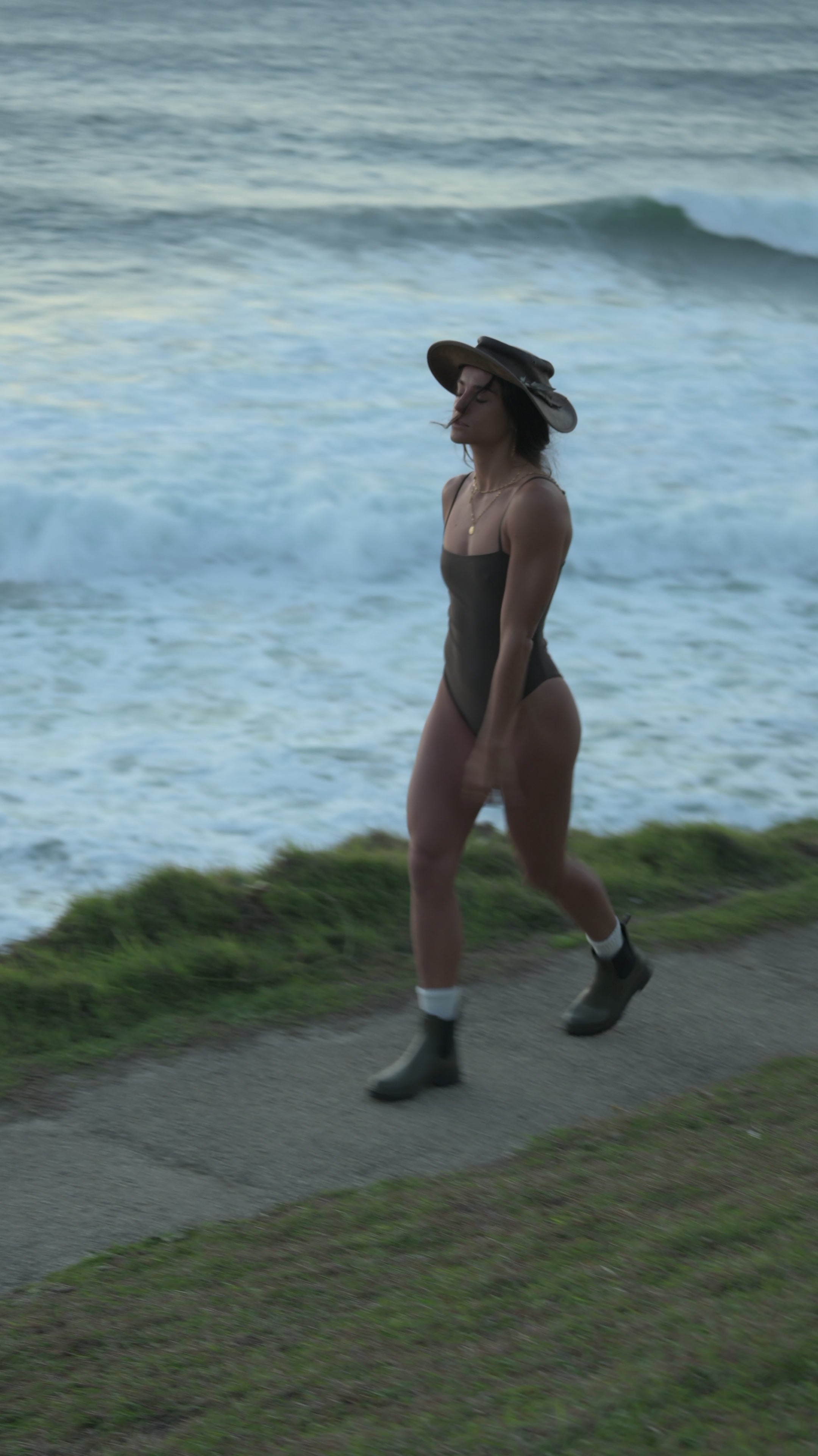 The Essenza One-Piece in Castagna